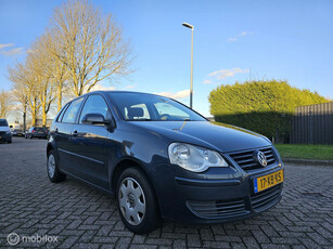 Volkswagen Polo 1.4-16V Optive