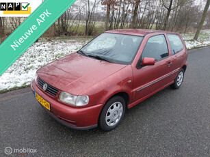 Volkswagen Polo 1.4 # Automaat # Met Nieuwe APK!