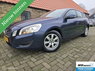 Volvo V60 1.6 T3 Kinetic Automaat!