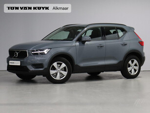 Volvo XC40 T2 Automaat Momentum Core / Parkeercamera / Park Assist voor+achter