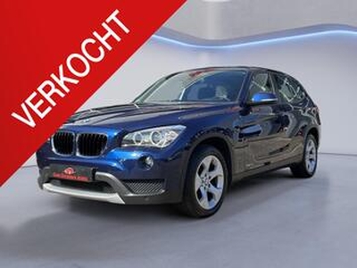 BMW X1 sDrive18i Stoelverwarming, Achteruitrijcamera, Apple Carplay, 17'' Lichtmetalen velgen, USB/AUX, Navigatiesysteem, Bluetooth, Multifunctioneel stuurwiel, Isofix (MET GARANTIE*)