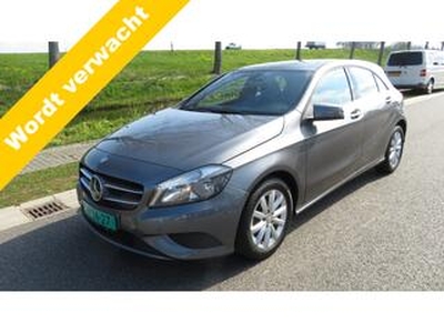 Mercedes-Benz A-KLASSE 180 Ambition ** Airco ** NAVI ** Leder ** bluetooth ** Lm Velgen ** PDC V + A **