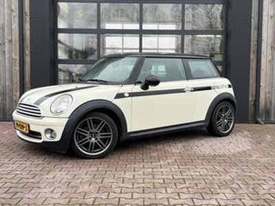 Mini ONE 1.4 Style | Airco | Zwart dak | 17