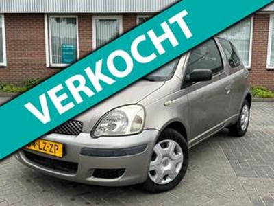 Toyota YARIS 1.0 VVT-i Terra /STUURBEKRAHTIGING/KOOPJE/APK/06-2024!/