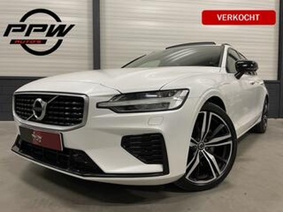 Volvo V60 T8 Twin Engine AWD R-Design PANO/HARMAN-KARDON/LED/HEAD-UP/19