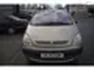 Citroen Xsara Picasso 1.8i-16V Différence 2