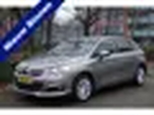 Citroën C4 1.2 PureTech Feel Collection, Navi, PDC, trekhaak, mooie auto