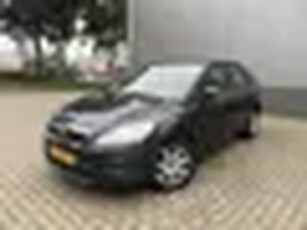 Ford Focus 2.0 Titanium AUTOMAAT / AIRCO / VOL JAAR APK \