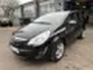 Opel Corsa 1.4-16V Color Edition LPG 2012 schade