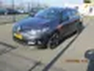 Renault Mégane Estate Renault Mégane Estate 1.2 TCe Bose- LET OP LOOPT OP 3 CILINDERS