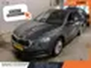 Skoda Octavia Combi 1.0 TSI Business Edition AircoECC Navi Carplay Virtual Cockpit Trekhaak Full LE