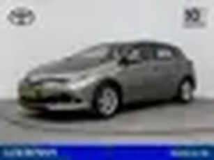 Toyota Auris 1.2T Aspiration Camera Trekhaak LM velgen Climate Control Cruise Control