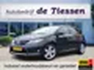 Toyota Auris 1.6 132PK Dynamic, Trekhaak, Navi, Camera, Cruise, Rijklaar met beurt & garantie!