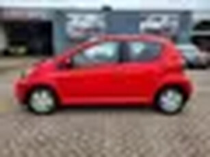 Toyota Aygo 1.0-12V Access 5-deurs - Elektrisch pakket