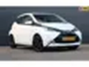 Toyota Aygo 1.0 VVT-i x-play Camera/Airco/Navi/Cruise/Bluetooth