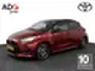 Toyota Yaris 1.5 Hybrid Executive Premium Pack Navigatie Trekhaak Pano dak Stuur en stoelv