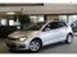 Volkswagen Golf 1.2 TSI Highline Navi Adaptieve Cruise PDC Stoelverwarming Trekhaak