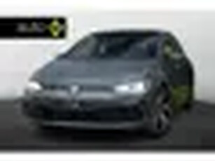 Volkswagen Golf 1.5 eTSI R-Line Business / Pano