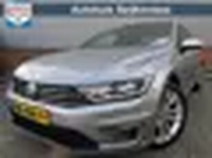 Volkswagen Passat 1.4 TSI GTE Highline Trekhaak Wegklapbaar Panoramadak Leer Stoelen elk. ve