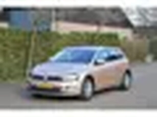 Volkswagen Polo 1.0 TSI 96 PK Navi ACC Carplay NAP incl. garantie, grote beurt nw banden plus APK