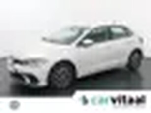 Volkswagen Polo 1.0 TSI Life 95 PK Parkeersensoren voor en achter Navigatiesysteem Apple Car