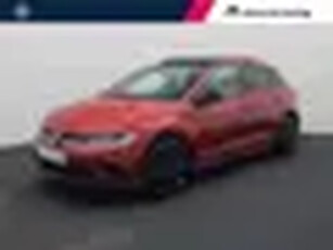 Volkswagen Polo 1.0TSI/95PK R-Line · Panoramadak · Parkeersensoren + camera · Navigatie · Garantie t