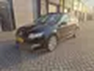 Volkswagen Polo 1.2 BlueMotion Life Panoramadak*Stoelverwarming*Cruise control*