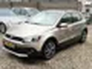 Volkswagen POLO 1.2 TSI Highline 2016 automaat