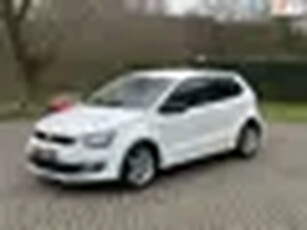 Volkswagen Polo 1.2 TSI HIGHLINE 90PK I CRUISE I PDC I NWE APK I ZEER NETJES