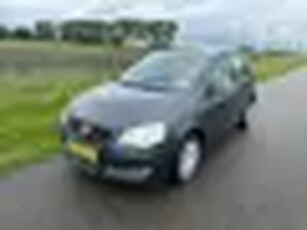 Volkswagen Polo 1.4-16V Comfortline AIRCO ! (bj 2006)