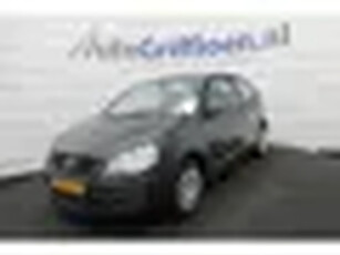 Volkswagen Polo 1.4-16V Comfortline nette 3-deurs met cruise control