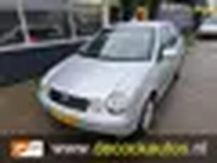 Volkswagen Polo 1.4-16V Highline/TREKHAAK