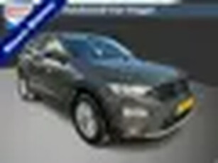 Volkswagen T-Roc 1.0 TSI Style cruise, airco, pdc, muti stuur