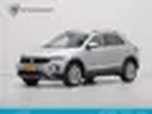 Volkswagen T-Roc 1.5 TSI 150pk DSG Life Edition Navi via App Parkassist Bluetooth Acc