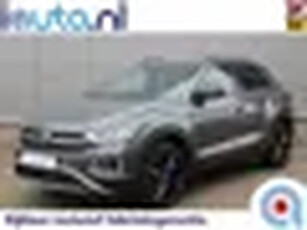 Volkswagen T-Roc 1.5 TSI DSG Black Style IQ.Light/Leder/Navi/Keyless/Camera/19