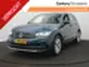 Volkswagen Tiguan 1.5 TSI Elegance Automaat - Navigatie - Pdc - 18Inch