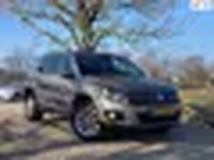 Volkswagen Tiguan 2.0 TDI Sport&Style R-line Panodak + Leder + Navi + Clima + Cruise nu €8.975,-!!