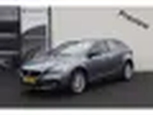 Volvo V40 Cross Country 1.5 T3 Momentum Afn. trekhaak Cruise control Bluetooth Navigatie