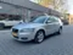 Volvo V50 1.8 Edition I 12 jaar dezelfde eigenaar Regensensor Clima Cruise Trekhaak 16 inch Lichtmet