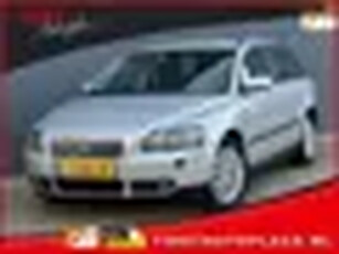 Volvo V50 2.4i 170 PK CRUISE/AIRCO/TREKHAAK/PARROT NETTE AUTO !