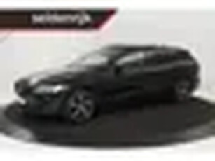 Volvo V60 2.0 T6 Recharge AWD R Design Panoramadak Trekhaak Leder Stoel & stuurverwarming