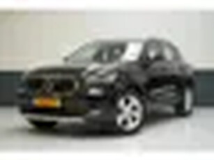 Volvo XC40 1.5 T2 Momentum Business Automaat Navigatie Apple CarPlay Lm velgen