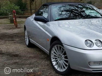 Alfa Romeo Spider 2.0 JTS Facelift/ zwart leder