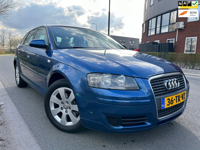 Audi A3 Sportback 1.6 FSI Ambiente bj 2006 AIRCO/CRUISE/APK Zeer netjes !! 5 Deurs