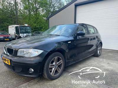 BMW 1 serie 118d Airco Lm velgen