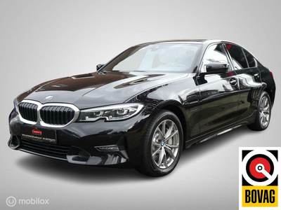 BMW 3-serie 330e Sport Line Shadowline, Harman kardon !!!