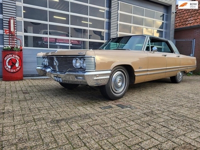 Chrysler IMPERIAL Oldtimer V8