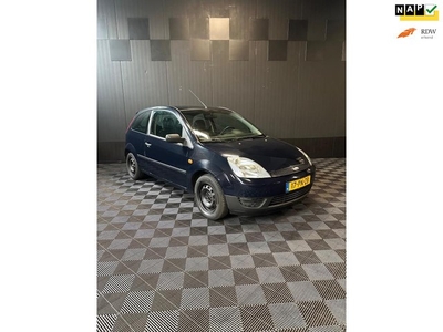 Ford Fiesta 1.4-16V Ambiente Airco PDC Nieuwe APK