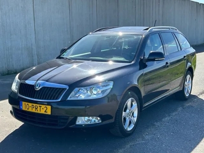 Škoda Octavia Combi 1.2 TSI DSG XENON NAVI CRUISE