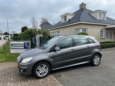 Mercedes-Benz B-klasse 200 Avantgarde Airco /Ecc Navi Parkeersensoren Lm Velgen